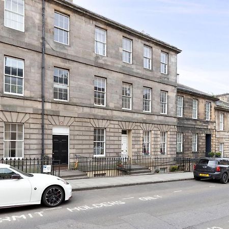 Altido Glamorous 2-Bed Flat Near Edinburgh Castle Exterior foto