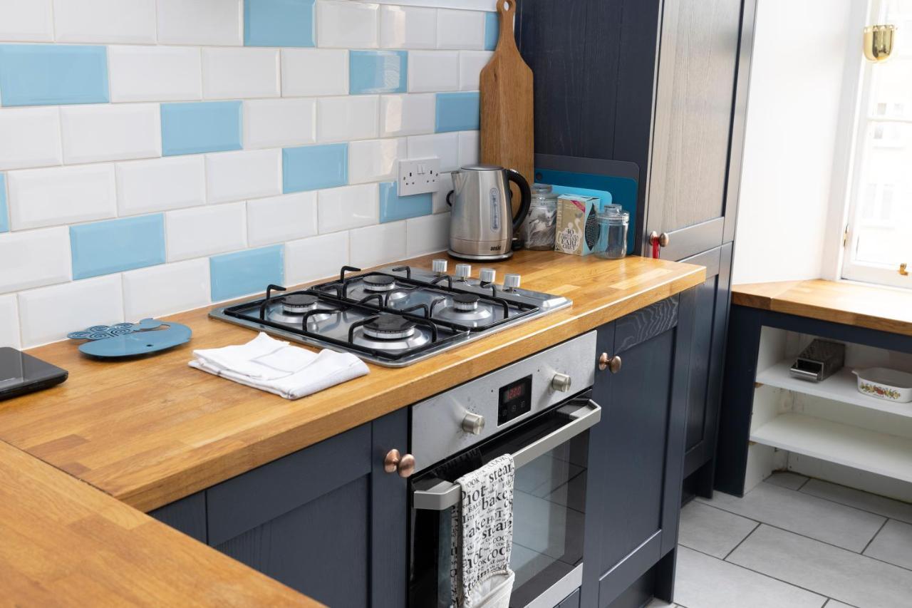 Altido Glamorous 2-Bed Flat Near Edinburgh Castle Exterior foto