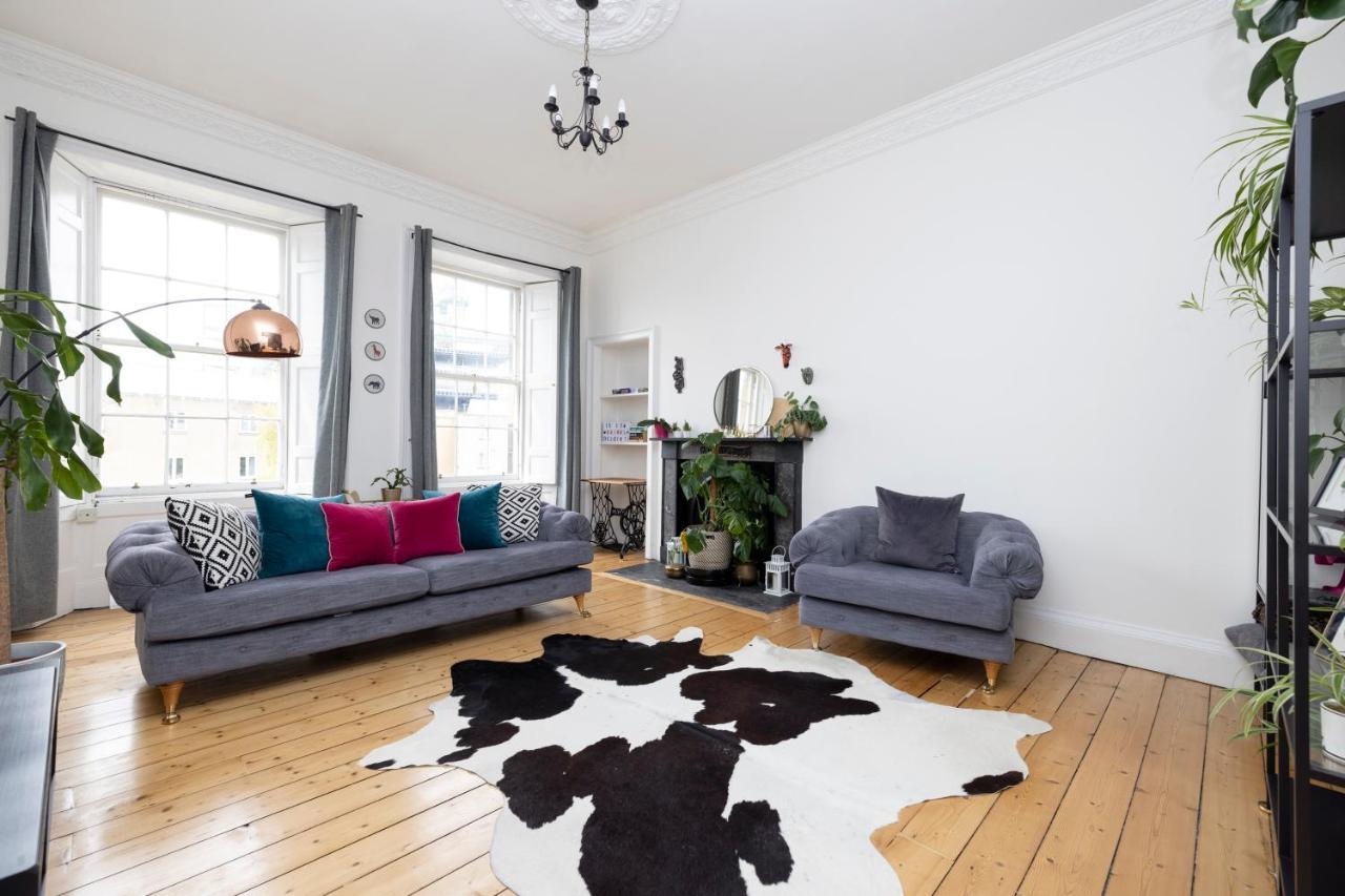Altido Glamorous 2-Bed Flat Near Edinburgh Castle Exterior foto