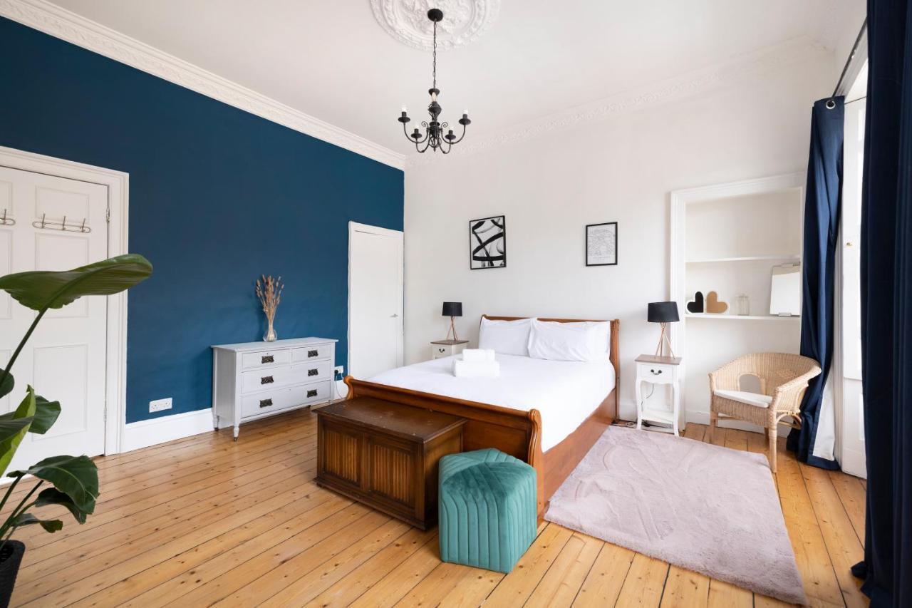 Altido Glamorous 2-Bed Flat Near Edinburgh Castle Exterior foto
